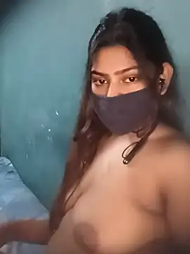 Model-031 online show from 07/02/26, 11:44