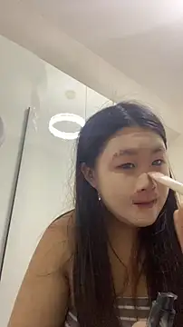 Snapshot of fang-101 chatting on 07/19/26, 11:14 fang-101 online show from 07/19/26, 11:14