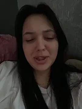 Snapshot of Bettie_Toni chatting on 06/14/26, 01:35 Bettie Toni online show from 06/14/26, 01:35