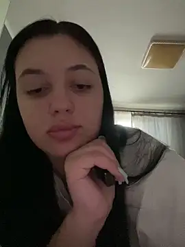 Snapshot of Bettie_Toni chatting on 06/15/26, 05:31 Bettie Toni online show from 06/15/26, 05:31