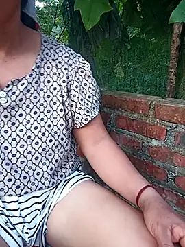 Snapshot of Chin-ni chatting on 07/14/26, 11:16 Chin-ni online show from 07/14/26, 11:16