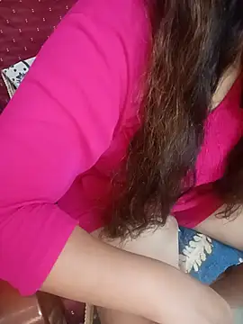 Snapshot of divya-222 chatting on 06/28/26, 04:57 divya-222 online show from 06/28/26, 04:57