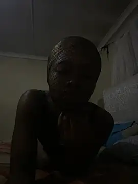 Snapshot of tamia_peterson chatting on 06/10/26, 06:18 tamia peterson online show from 06/10/26, 06:18