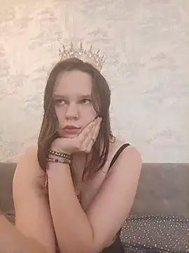 Snapshot of Sara_liss chatting on 07/14/26, 09:47 Sara liss online show from 07/14/26, 09:47