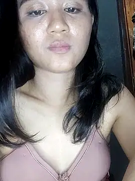 Rayya 4yy online show from 06/26/26, 04:22