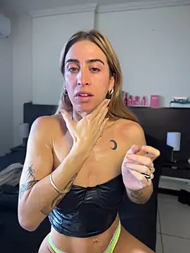 NicoleWilder online show from 07/17/26, 01:18