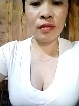Snapshot of Lya_hott chatting on 06/14/26, 05:31 Lya hott online show from 06/14/26, 05:31