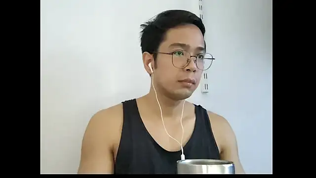 Snapshot of AsianMaster chatting on 06/25/26, 04:23 AsianMaster online show from 06/25/26, 04:23