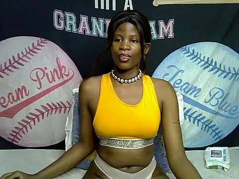 Snapshot of Queen_slay2 chatting on 07/19/26, 05:27 Queen slay2 online show from 07/19/26, 05:27