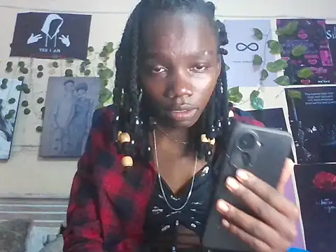 Snapshot of cutegyal1 chatting on 07/07/26, 07:56 cutegyal1 online show from 07/07/26, 07:56