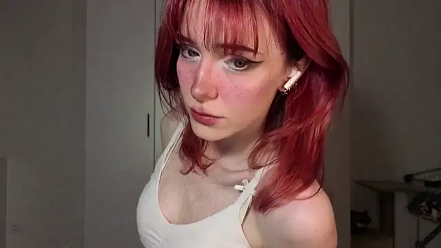 Snapshot of KayleneWesterberg chatting on 07/17/26, 03:07 KayleneWesterberg online show from 07/17/26, 03:07