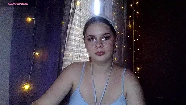Snapshot of dakota_charm_ chatting on 06/27/26, 10:53 dakota charm online show from 06/27/26, 10:53