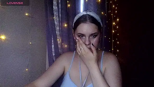 Snapshot of dakota_charm_ chatting on 06/27/26, 12:22 dakota charm online show from 06/27/26, 12:22