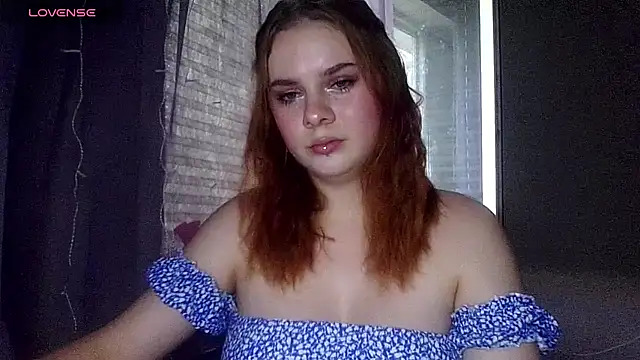 Snapshot of dakota_charm_ chatting on 06/29/26, 12:27 dakota charm online show from 06/29/26, 12:27