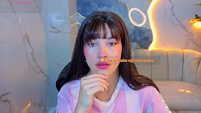 Snapshot of Lily_Tx chatting on 08/04/26, 12:41 Lily Tx online show from 08/04/26, 12:41