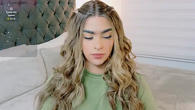 Scarlethvhonparker online show from 11/06/25, 02:56