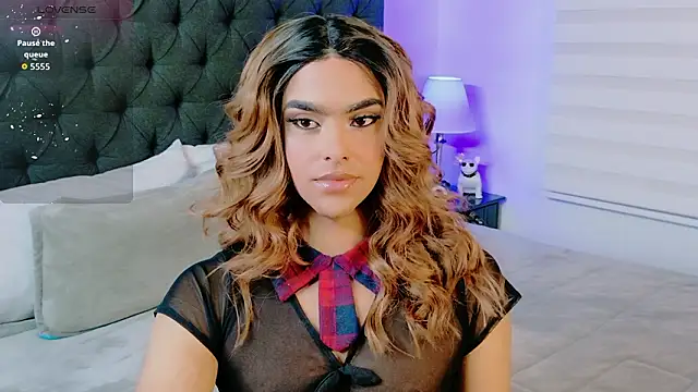 Snapshot of Scarlethvhonparker chatting on 03/12/26, 01:56 Scarlethvhonparker online show from 03/12/26, 01:56