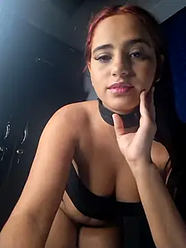 Snapshot of miarouse-21- chatting on 07/26/26, 06:43 miarouse-21- online show from 07/26/26, 06:43