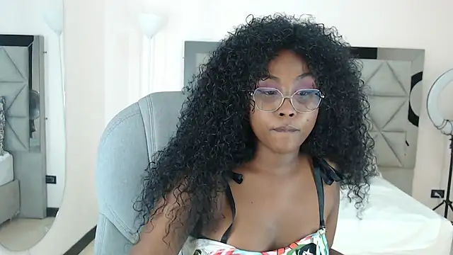 lily mendoza online show from 07/08/26, 07:29