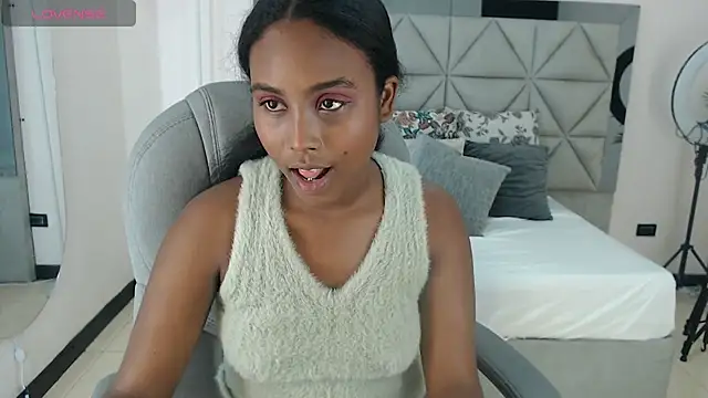 lily mendoza online show from 07/31/26, 07:57