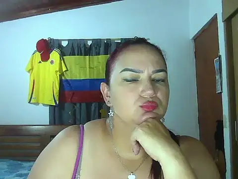Snapshot of Ariel_691 chatting on 06/20/26, 04:59 Ariel 691 online show from 06/20/26, 04:59