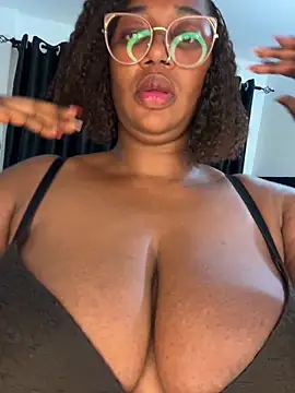 Honeylust26 online show from 06/18/26, 11:58