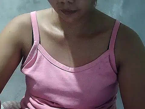 Snapshot of mymommy69 chatting on 06/17/26, 11:49 mymommy69 online show from 06/17/26, 11:49