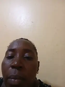 Miapound240 online show from 06/14/26, 11:56