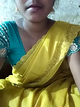 Snapshot of SRIDEVITELUGU19 chatting on 06/26/26, 04:11 SRIDEVITELUGU19 online show from 06/26/26, 04:11