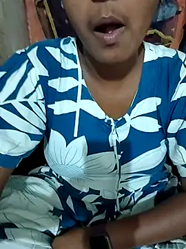 Snapshot of SRIDEVITELUGU19 chatting on 07/20/26, 04:20 SRIDEVITELUGU19 online show from 07/20/26, 04:20