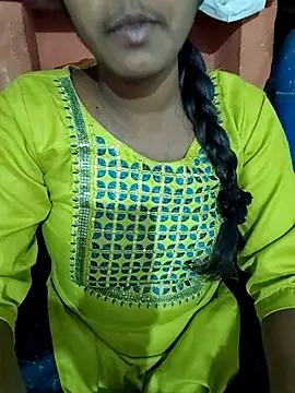 Snapshot of SRIDEVITELUGU19 chatting on 07/21/26, 03:03 SRIDEVITELUGU19 online show from 07/21/26, 03:03