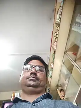 Snapshot of dhirusury050625 chatting on 07/03/26, 05:25 dhirusury050625 online show from 07/03/26, 05:25