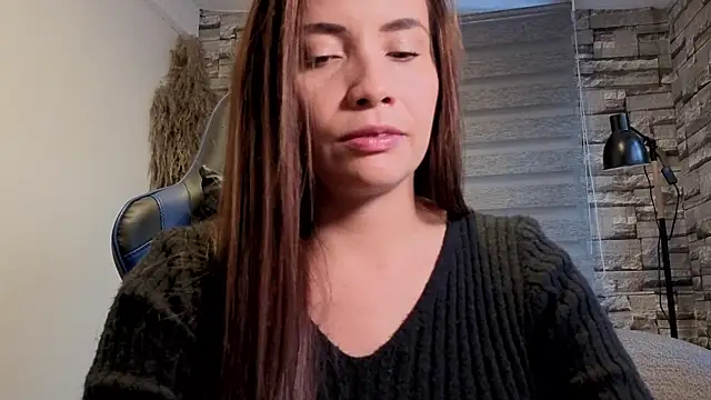 Snapshot of Karol_vg chatting on 07/30/26, 11:20 Karol vg online show from 07/30/26, 11:20