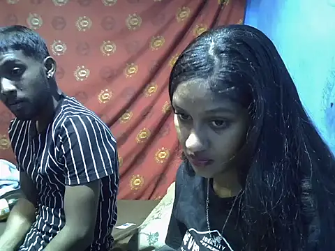 Snapshot of indianbeauty980 chatting on 07/19/26, 04:33 indianbeauty980 online show from 07/19/26, 04:33