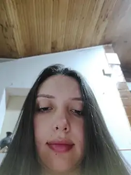Snapshot of Bella_Karoline chatting on 07/08/26, 11:53 Bella Karoline online show from 07/08/26, 11:53