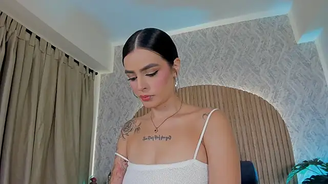 Victoria Blake  online show from 07/29/26, 03:48