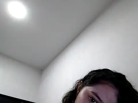 Snapshot of aisha_duque_ chatting on 07/25/26, 11:46 aisha duque online show from 07/25/26, 11:46