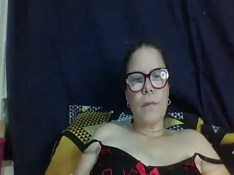 Snapshot of lusianamasters chatting on 06/18/26, 11:53 lusianamasters online show from 06/18/26, 11:53