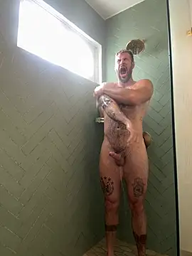 Snapshot of mrbighairychest chatting on 06/27/26, 02:55 mrbighairychest online show from 06/27/26, 02:55