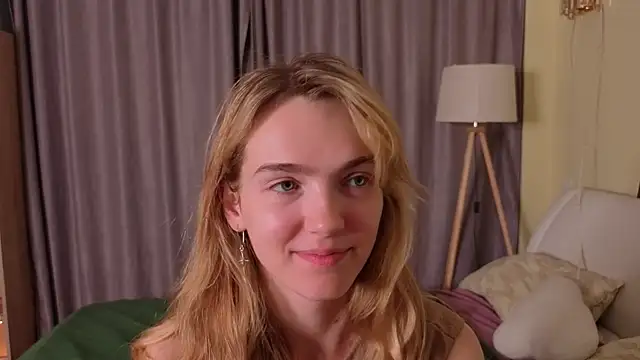 MarielRoloson online show from 06/28/26, 07:20