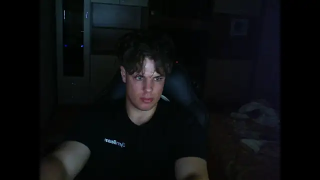 Snapshot of kanewolf_55 chatting on 06/19/26, 10:02 kanewolf 55 online show from 06/19/26, 10:02
