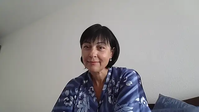 Snapshot of Lakomka499 chatting on 07/03/26, 07:04 Lakomka499 online show from 07/03/26, 07:04