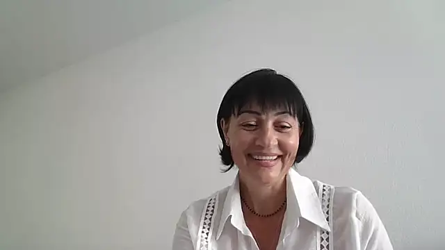 Snapshot of Lakomka499 chatting on 07/06/26, 05:37 Lakomka499 online show from 07/06/26, 05:37