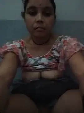 Snapshot of Hot_bhabi022 chatting on 07/21/26, 02:19 Hot bhabi022 online show from 07/21/26, 02:19