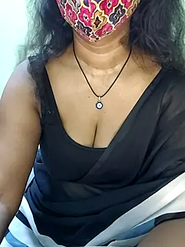 Snapshot of chitrasex1 chatting on 07/16/26, 09:10 chitrasex1 online show from 07/16/26, 09:10
