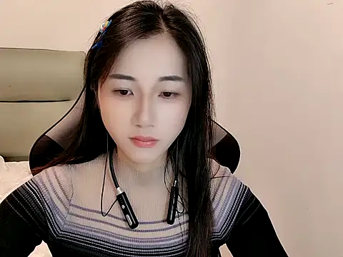 Snapshot of Qianqian-666 chatting on 06/17/26, 11:34 Qianqian-666 online show from 06/17/26, 11:34