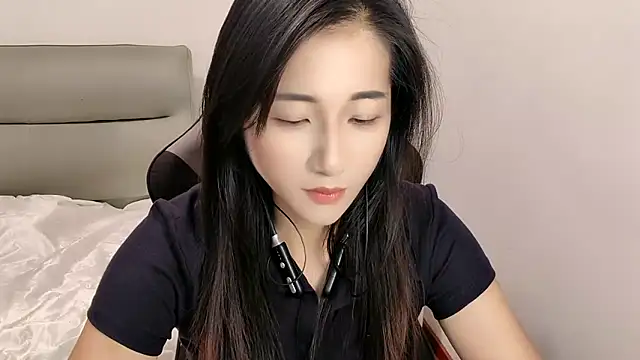 Snapshot of Qianqian-666 chatting on 06/23/26, 12:25 Qianqian-666 online show from 06/23/26, 12:25