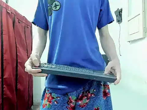 Snapshot of michael_top1 chatting on 06/24/26, 12:20 michael top1 online show from 06/24/26, 12:20