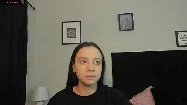 Sara B online show from 06/25/26, 06:01