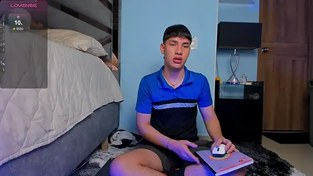 Angel  TheKing online show from 08/05/26, 02:03
